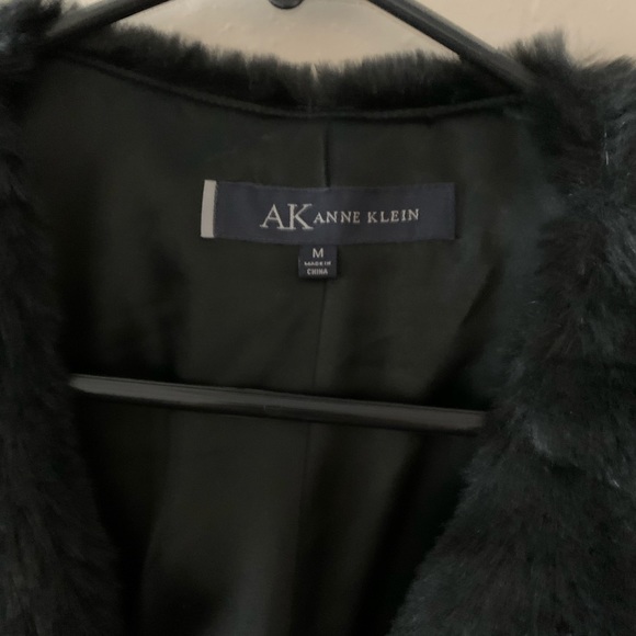 vest - Picture 3 of 3